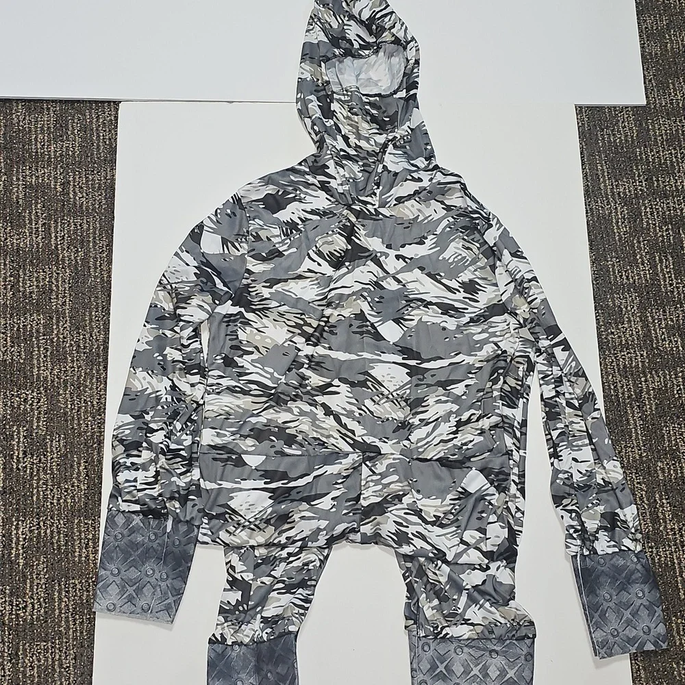 Target Hyde and Eek! Kids L Winter Wolf Ninja Costume - Black, Gray, White EUC